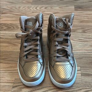 Nike Women's Athletic Shoes - Metallic Brown